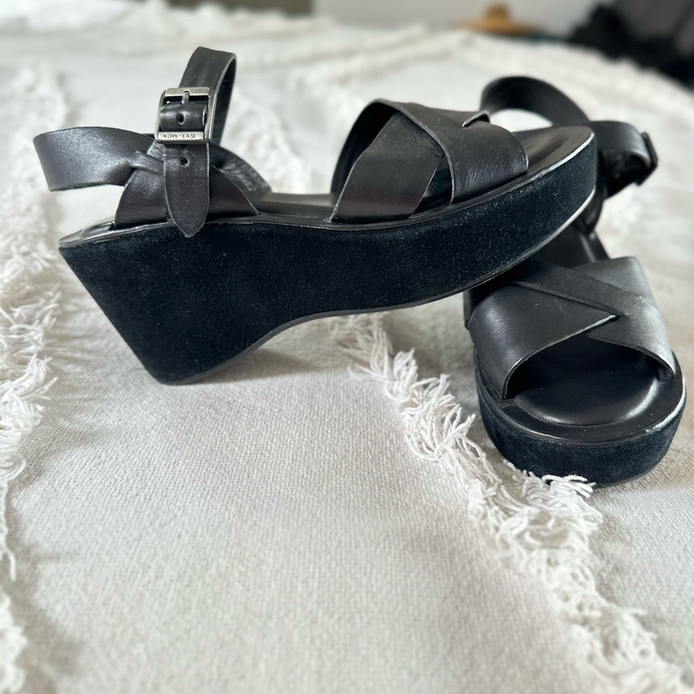 KorkEase Classic Ava Sandal! Like New! Gem